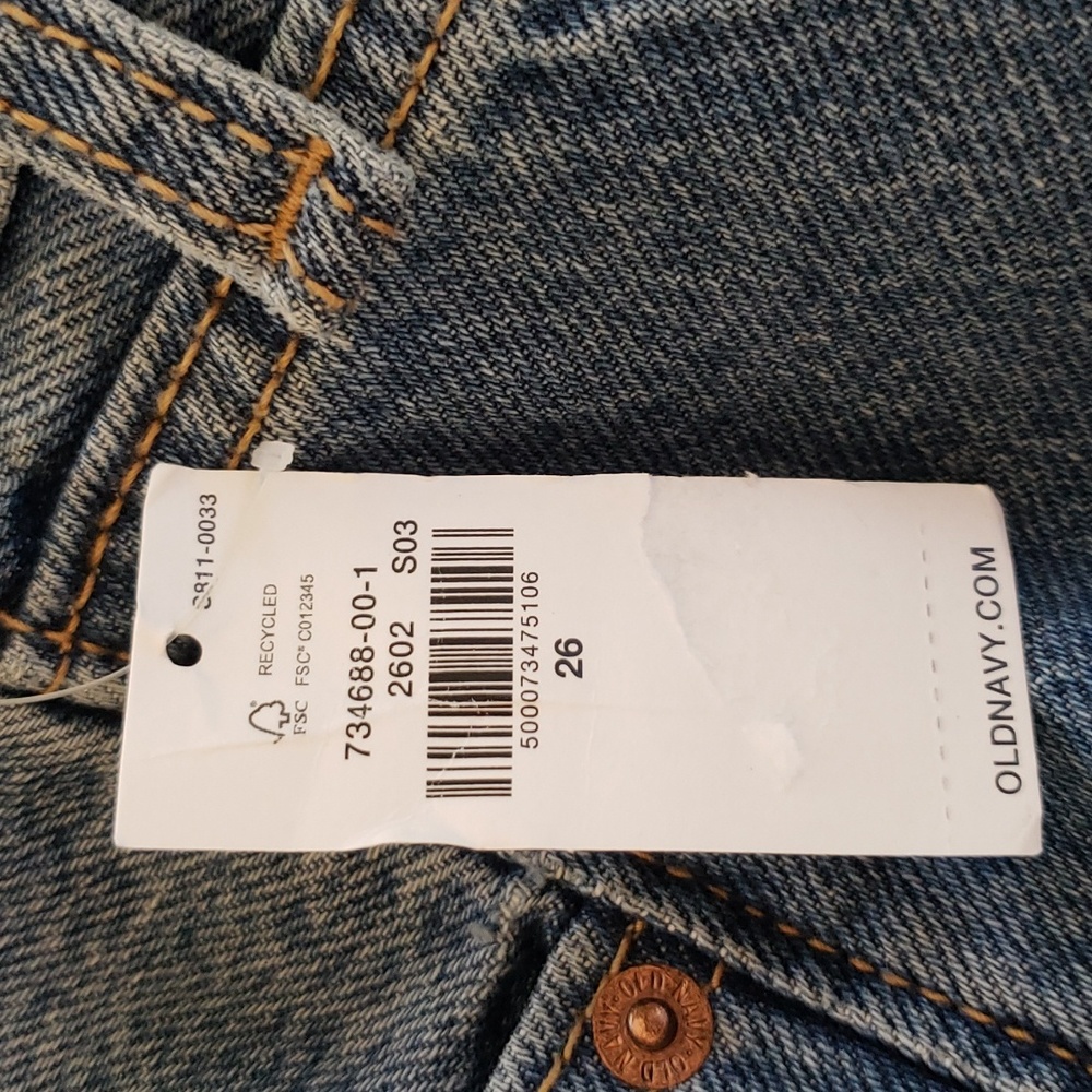 Extra High-Waisted Button-Fly Sky-Hi Straight Cropped Jeans - Size 26 - Picture 11 of 11
